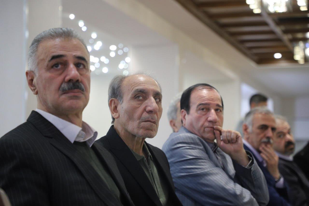 گزارش تصویری گردهمایی صمیمانه جمعی از پیشکسوتان اثرگذار در توسعه آمادگی جسمانی کشور (آذرماه ۱۴۰۴) 3